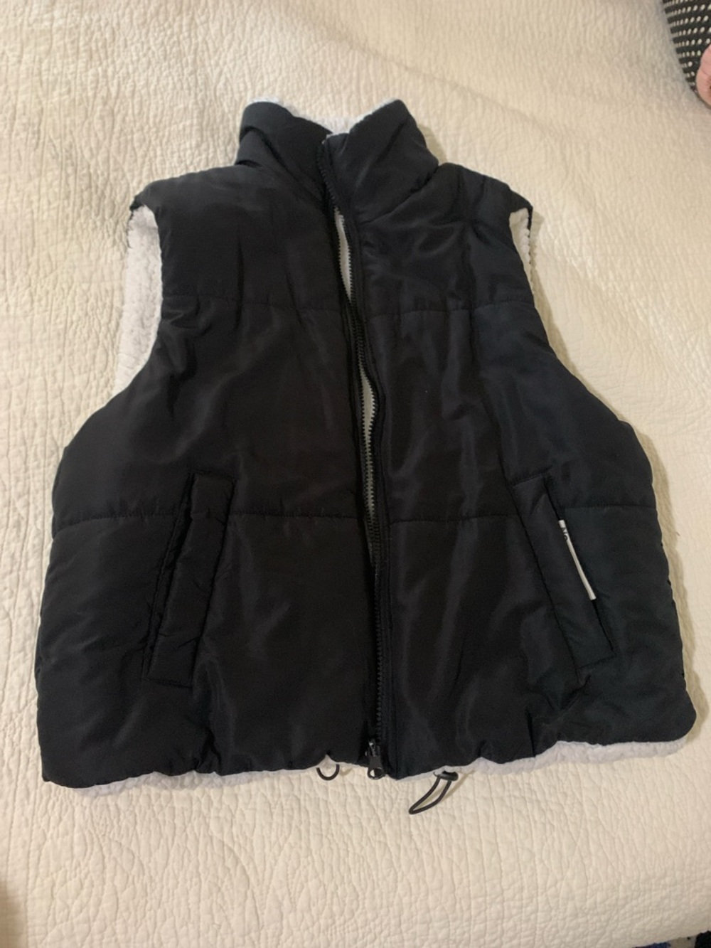 No Boundaries Reversible Black Puffer Vest with Sherpa Lining